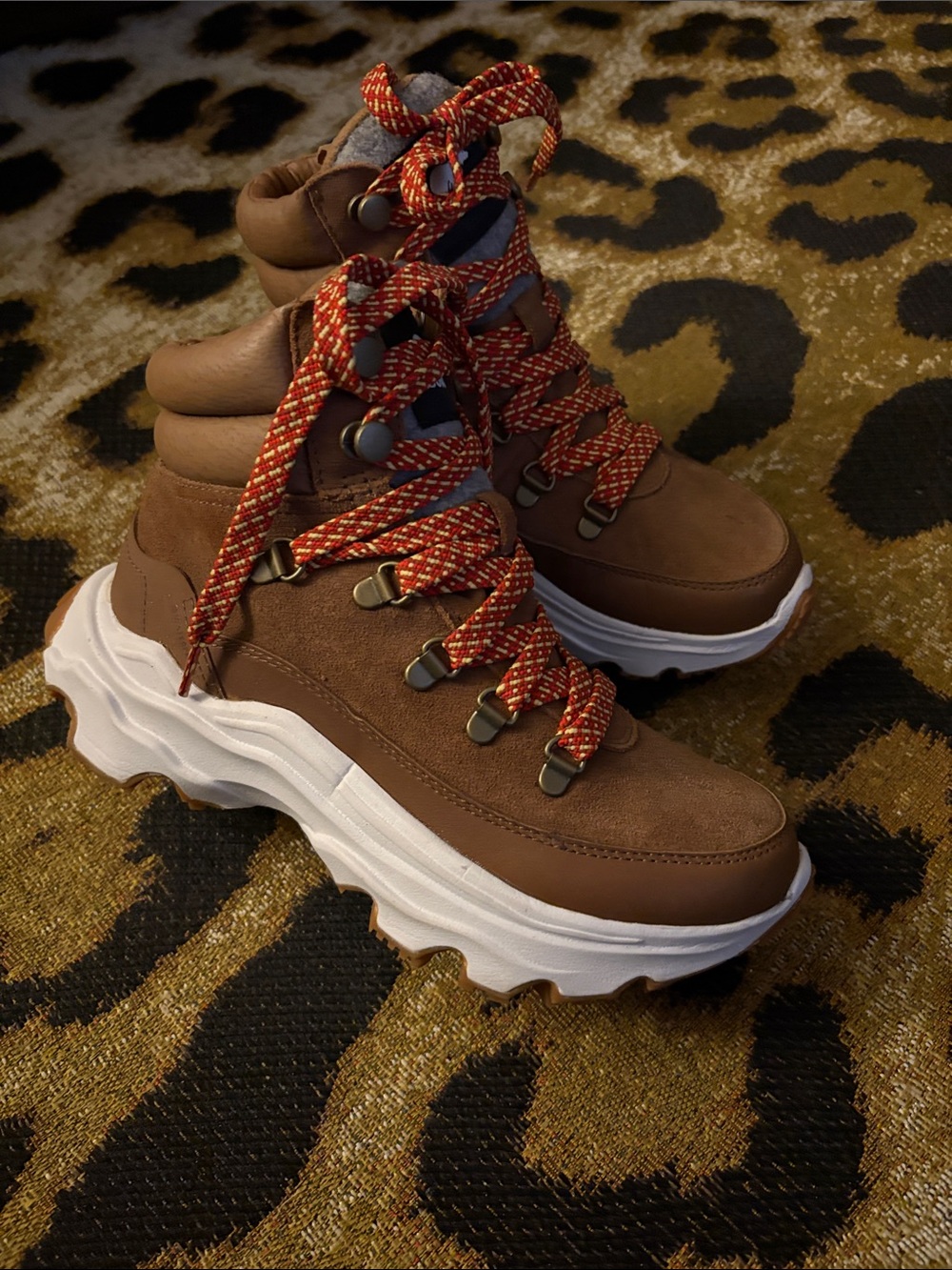 SOREL Kinetic Breakthru waterproof Boots Size 7 - Picture 3 of 15
